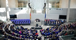 Minister Prien und Schneider stellen sich Befragung im Bundestag