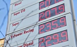 Ifo-Präsident hält Tankrabatt für 