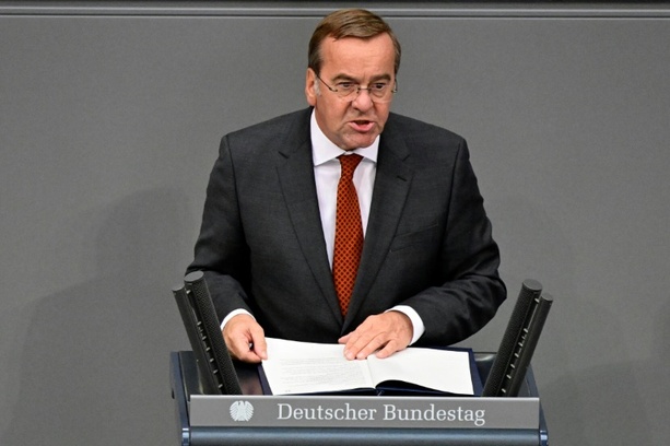 Bild vergr&ouml;&szlig;ern: Iran-Krieg: Pistorius schließt Beteiligung aus - Kritik an USA und Israel