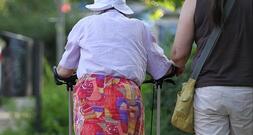 DAK-Studie: Jeder Dritte im Pflegeheim auf Sozialhilfe angewiesen