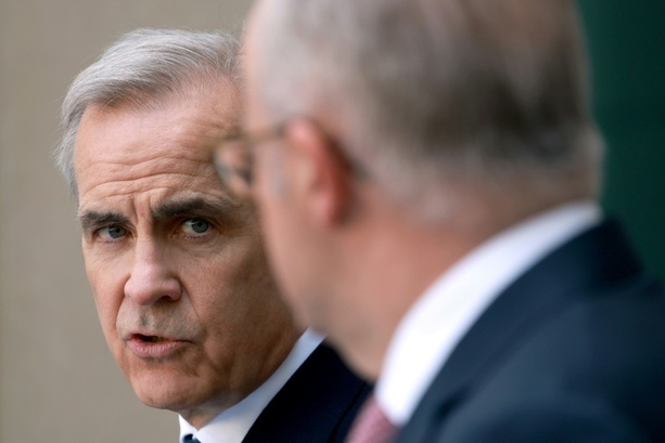 Bild vergr&ouml;&szlig;ern: Kanadischer Premier Carney schließt militärische Beteiligung an Iran-Krieg nicht aus