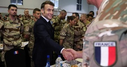 Frankreich erlaubt US-Flugzeugen in Golfregion Nutzung seiner Militärstützpunkte