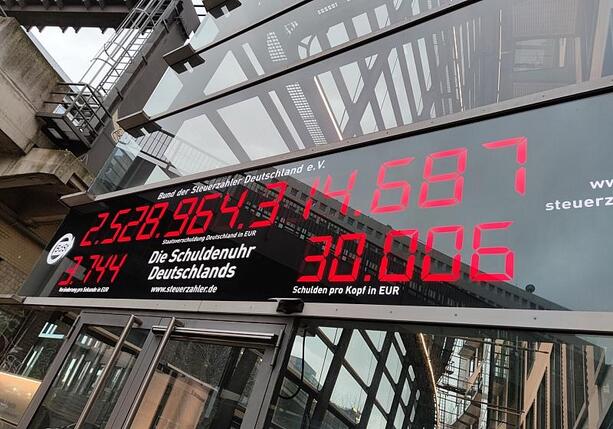 Bild vergr&ouml;&szlig;ern: Bund der Steuerzahler will Evakuierte kräftig zahlen lassen