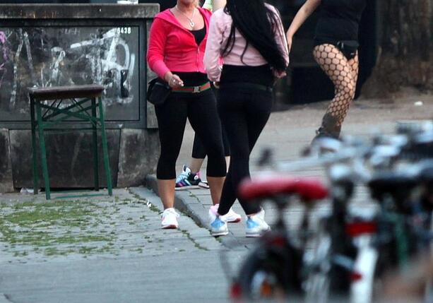 Bild vergr&ouml;&szlig;ern: Rufe aus Union nach Sexkaufverbot und Strafen für Freier