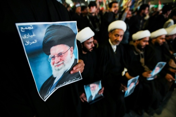 Bild vergr&ouml;&szlig;ern: Iran: Nachfolger Chameneis ernannt - Expertenratsmitglied deutet auf Sohn Modschtaba hin