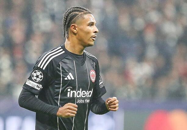 Bild vergr&ouml;&szlig;ern: 1. Bundesliga: St. Pauli und Frankfurt trennen sich torlos