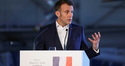 Macron: Internationale Mission soll Frachter in Straße von Hormus sichern