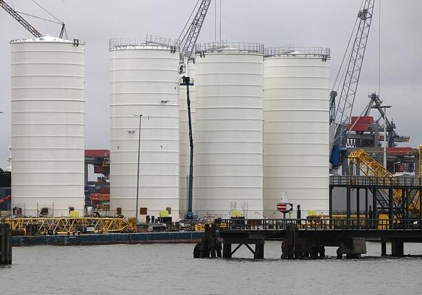 Bild vergr&ouml;&szlig;ern: Wirtschaftsweise für Freigabe der strategischen Ölreserven