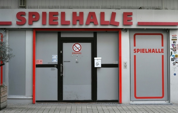 Bild vergr&ouml;&szlig;ern: Umfrage: 80 Prozent zockten schon bei Glücksspiel