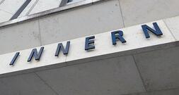 Ministerium: Ermittler erhielten Hunderte Hinweise zu Strom-Anschlag