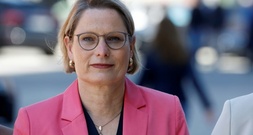 Hubig sichert Terroropfern staatlichen Beistand zu