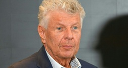 Schwaches Wahlergebnis: Münchens Oberbürgermeister Reiter zieht sich bei FC Bayern zurück