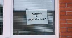 Hausärzte kritisieren mögliche Budgetkürzungen der Kassen