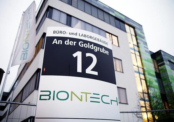 Bild vergr&ouml;&szlig;ern: Biontech-Geldgeber wollen in neue Sahin-Türeci-Firma investieren