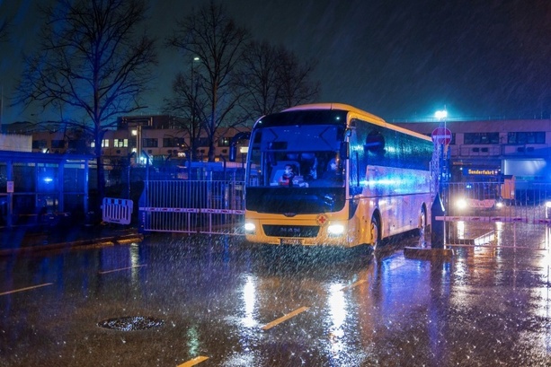 Bild vergr&ouml;&szlig;ern: 15-Jähriger entwendet Linienbus in Wiesbaden - und fährt rund 150 Kilometer