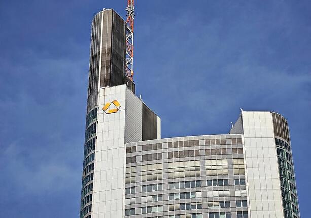 Bild vergr&ouml;&szlig;ern: Verdi warnt vor Commerzbank-Übernahme durch Unicredit
