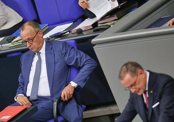 Bild vergr&ouml;&szlig;ern: Yougov-Umfrage: Union und AfD legen beide zu