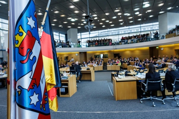 Bild vergr&ouml;&szlig;ern: Brombeerkoalition in Thüringen: Abgeordnete Hupach ist neue BSW-Fraktionschefin