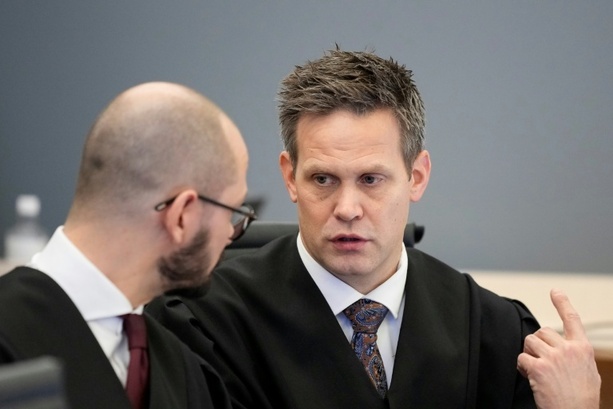 Bild vergr&ouml;&szlig;ern: Anklage fordert mehr als sieben Jahre Haft für Mette-Marits Sohn wegen Vergewaltigung