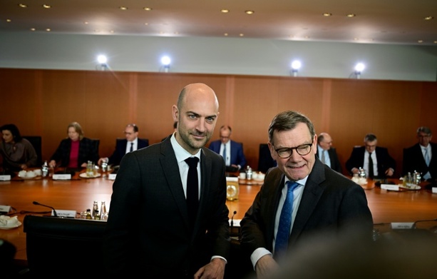 Bild vergr&ouml;&szlig;ern: Wadephul und Frankreichs Außenminister rufen im Iran-Krieg zur Deeskalation auf