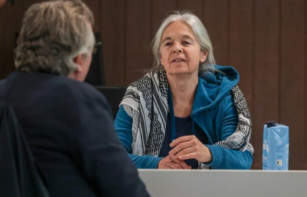 Bild vergr&ouml;&szlig;ern: Sprengstoffalarm unterbricht Prozess gegen frühere RAF-Terroristin Klette