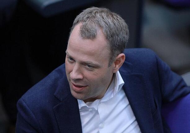 Bild vergr&ouml;&szlig;ern: Früherer CDU-Generalsekretär Czaja fordert Klage gegen Bundeshalt