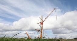 Umweltminister drängt auf weiteren Ausbau von Erneuerbaren