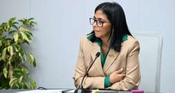 Venezuelas Übergangspräsidentin tauscht die gesamte Armeeführung aus