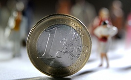 Keine Bewegung: Knapp die Hälfte der Beschäftigten arbeitet nach Tarifvertrag