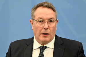 Schweitzer: Maßnahmen zur Eindämmung der Spritpreise reichen nicht aus