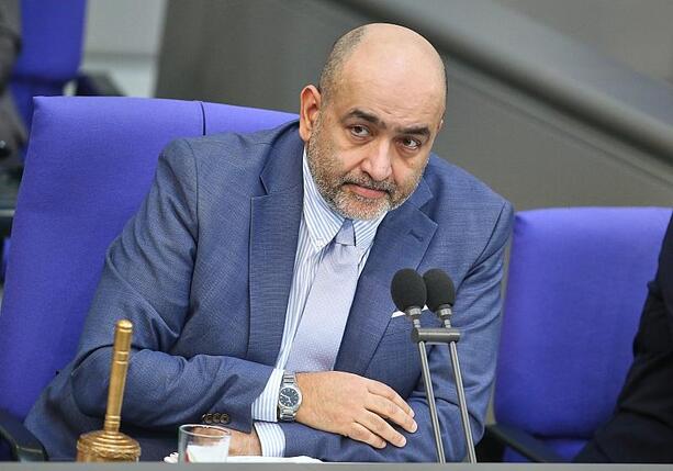 Bild vergr&ouml;&szlig;ern: Nouripour fordert Kampf gegen iranische Strukturen in Deutschland