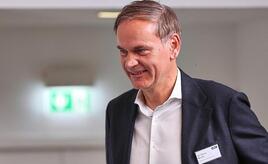 VW-Konzernchef Blume verteidigt harten Sanierungskurs