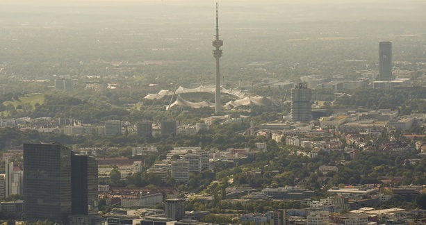 Bild vergr&ouml;&szlig;ern: Zahlreiche Stichwahlen zwei Wochen nach erster Runde von Kommunalwahl in Bayern