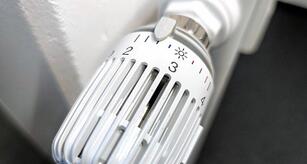 Caritas will Pflicht für klimaschonende Heizungen in Mietwohnungen