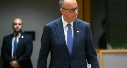 Merz telefoniert mit Trump - Beratungen über Iran-Krieg