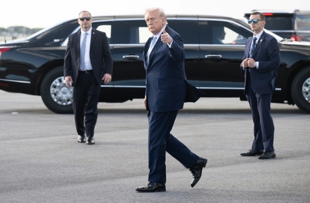 Bild vergr&ouml;&szlig;ern: Trump vertagt kurz vor Ablauf von Ultimatum Pläne zu Angriffen auf iranische Kraftwerke