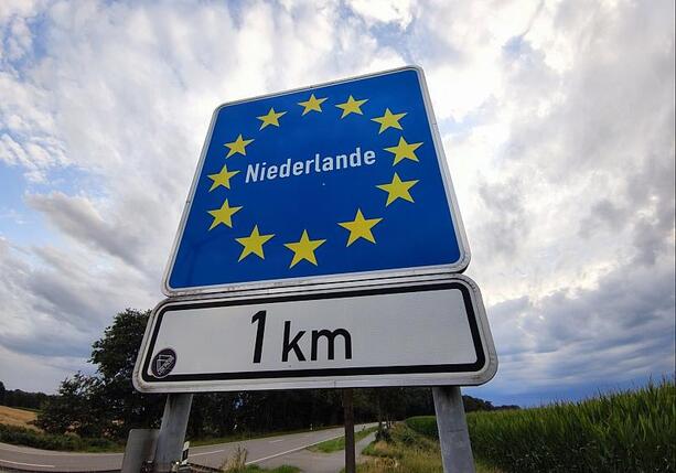 Bild vergr&ouml;&szlig;ern: Deutschland und Niederlande wollen Rückführungen beschleunigen