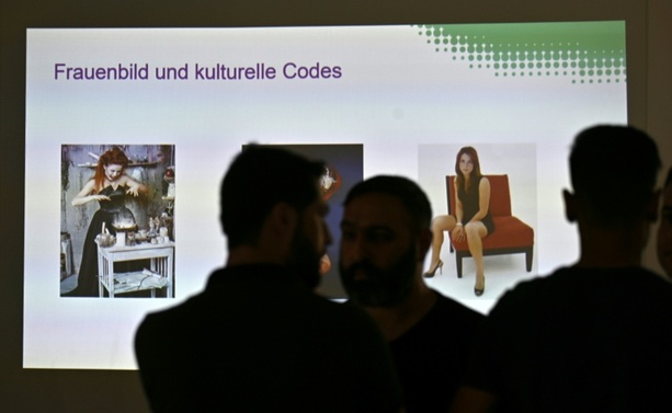 Bild vergr&ouml;&szlig;ern: Verbände fordern Rücknahme von Zulassungsstopp für Integrationskurse