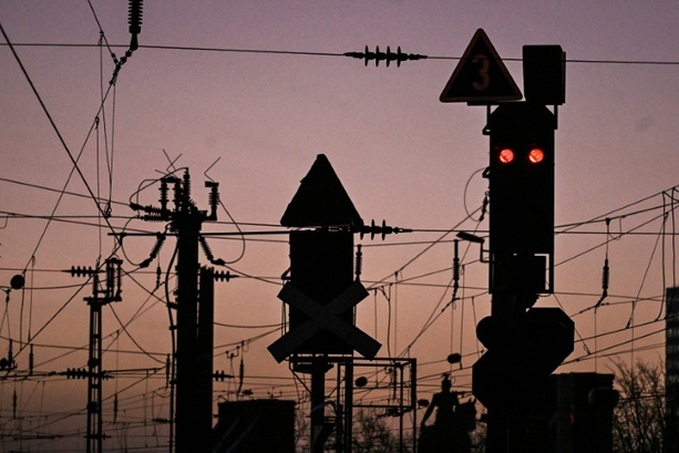 Bild vergr&ouml;&szlig;ern: Stellwerksignale an Bahnstrecke in Sachsen manipuliert - Landeskriminalamt ermittelt