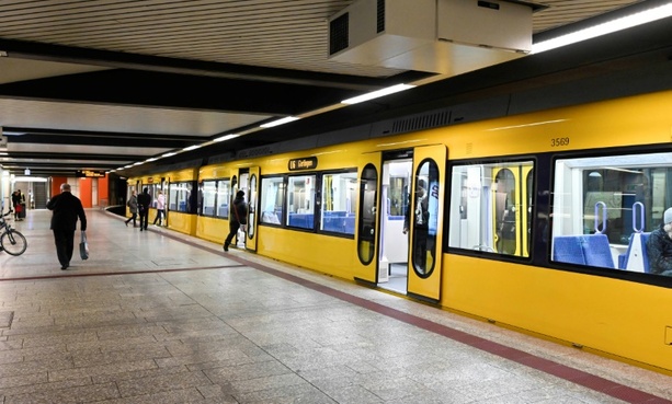 Bild vergr&ouml;&szlig;ern: Bundesländer vereinbaren Mechanismus für Preissteigerungen des Deutschlandtickets