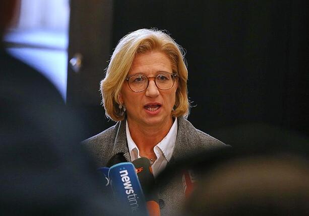 Bild vergr&ouml;&szlig;ern: Rehlinger sieht Mehrwertsteuer-Erhöhung skeptisch