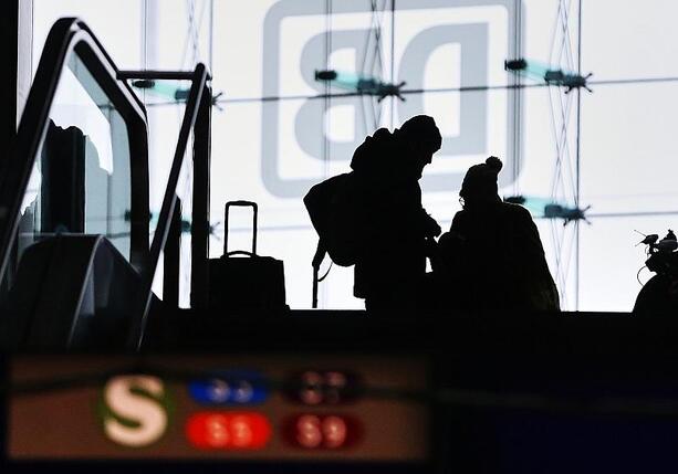 Bild vergr&ouml;&szlig;ern: Bahn macht zumindest operativ wieder Gewinn