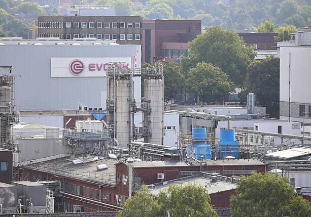 Bild vergr&ouml;&szlig;ern: Reiche will der Industrie höheren CO2-Ausstoß erlauben
