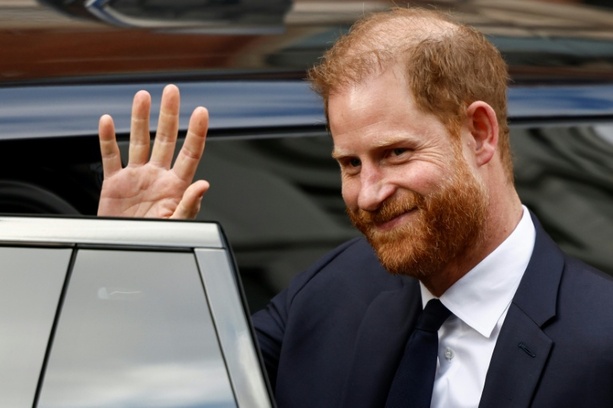 Bild vergr&ouml;&szlig;ern: Prozess gegen Boulevardmedien: Prinz Harry fordert substantielle Entschädigungen