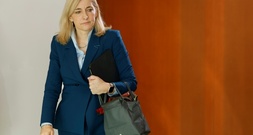 Warken: Bis 2030 Sparpaket von 40 Milliarden Euro für stabile Kassenbeiträge nötig