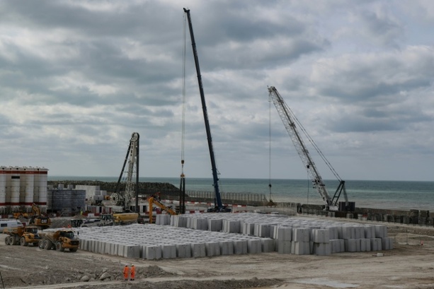 Bild vergr&ouml;&szlig;ern: Brüssel prüft französische Staatshilfen für neue Atomreaktoren