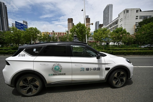 Bild vergr&ouml;&szlig;ern: Panne stoppt selbstfahrende Taxis in China - Polizei spricht von Fehlfunktion