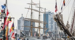 250 Jahre Unabhängigkeit der USA: Segelschulschiff 