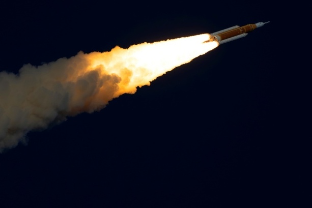 Bild vergr&ouml;&szlig;ern: Nasa: Artemis-Crew kann Erdumlaufbahn Richtung Mond verlassen