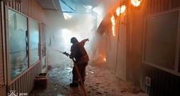 Behörden: Fünf Tote bei russischem Angriff auf Markt in der Ukraine